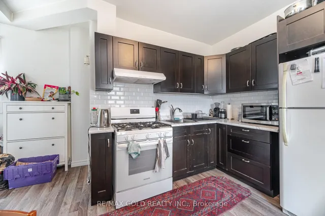 Additional image 9 of 60 Salem Ave