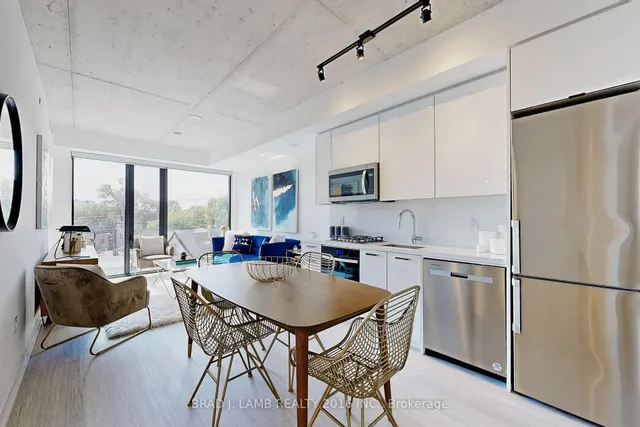 Additional image 8 of 195 McCaul St Unit 302