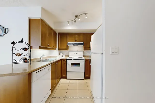 Additional image 15 of 2 Rean Dr Unit 1014