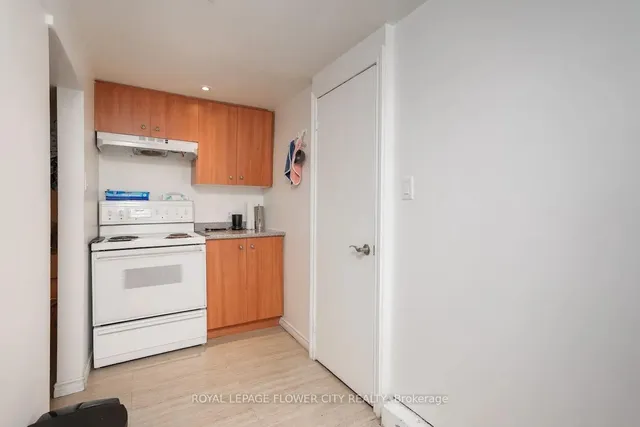 Additional image 17 of 278 Elmhurst Dr