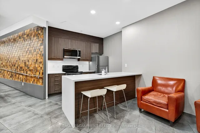 Additional image 35 of 15 BRUYERES Mews Unit 212