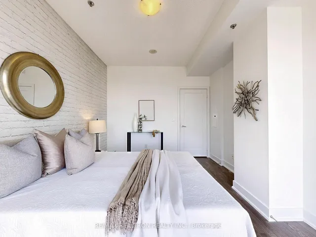 Additional image 24 of 318 Richmond St Unit 2201