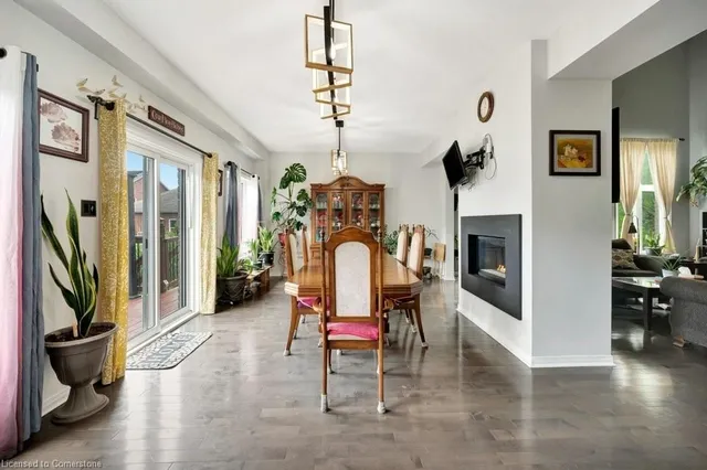 Additional image 11 of 477 Woodbine Ave