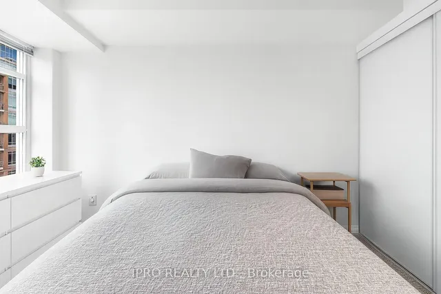 Additional image 19 of 65 East Liberty St Unit 606