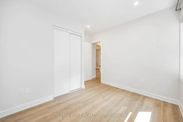 Additional image 22 of 80 Thirty Ninth St