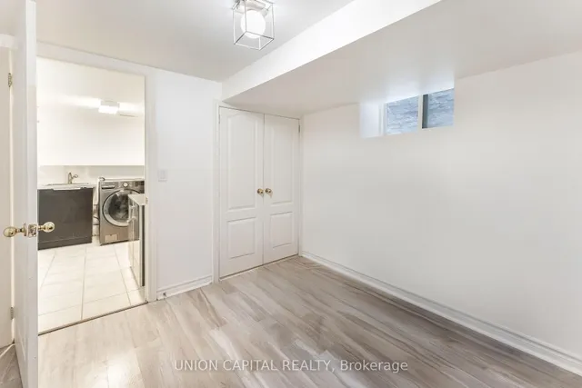 Additional image 28 of 56 Cloverdale Rd