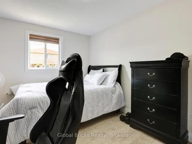 Additional image 26 of 11 Pebblecreek Dr