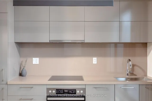 Additional image 9 of 188 Cumberland St Unit 2507 + Parking #59