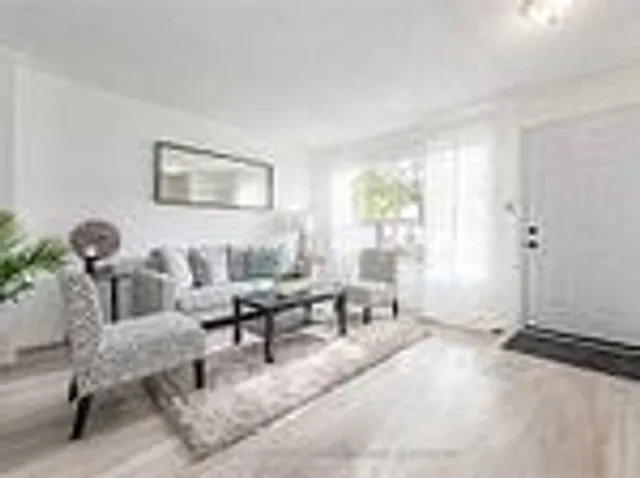 Additional image 2 of 164 Jansen Ave