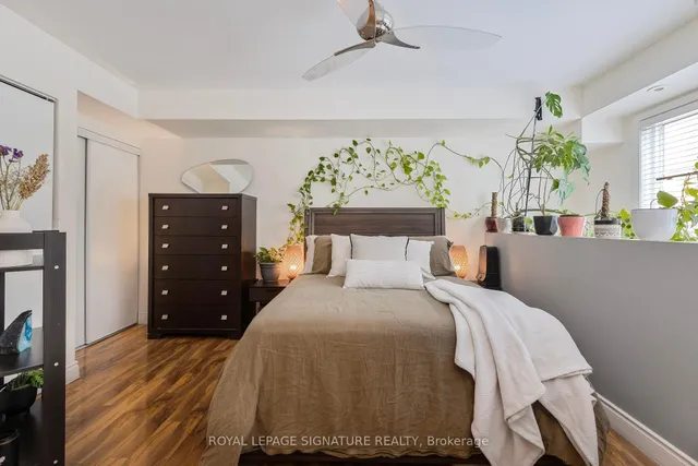 Additional image 15 of 46 Western Battery Rd Unit 812