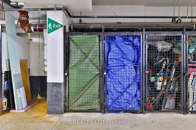 Additional image 41 of 1636 Dundas St Unit 5