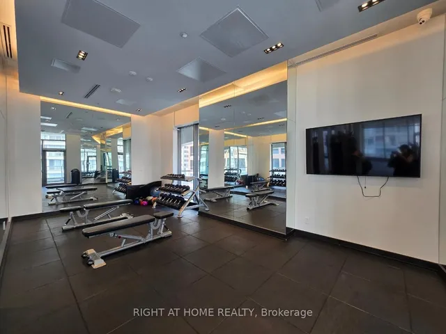 Additional image 17 of 2221 Yonge St Unit 902