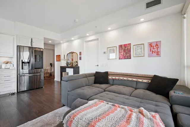 Additional image 16 of 2200 Lake Shore Blvd Unit 1809