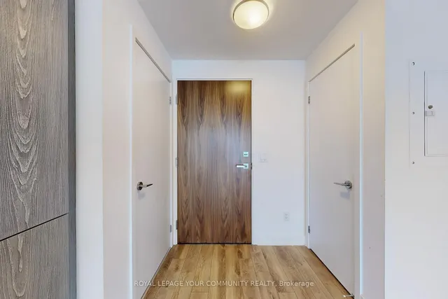 Additional image 20 of 30 Baseball Pl Unit 412