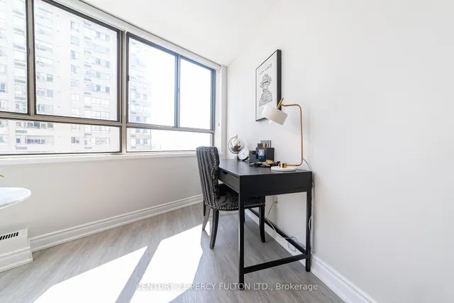 Additional image 22 of 270 Queens Quay Unit 1407