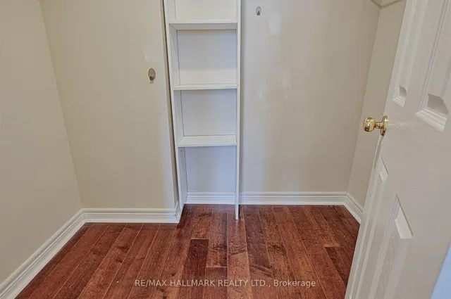 Additional image 18 of 35 Merton St Unit 511