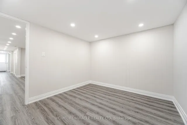 Additional image 37 of 81 Pettibone Sq