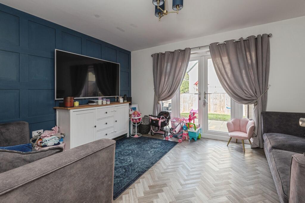 Additional image 3 of Kensington Way, Cleckheaton, BD19