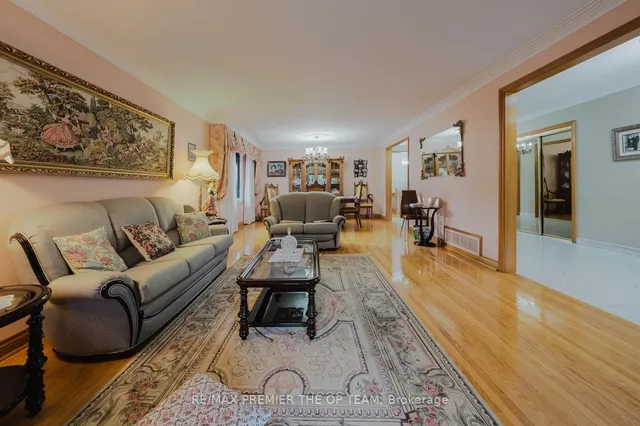 Additional image 10 of 142 Gracefield Ave