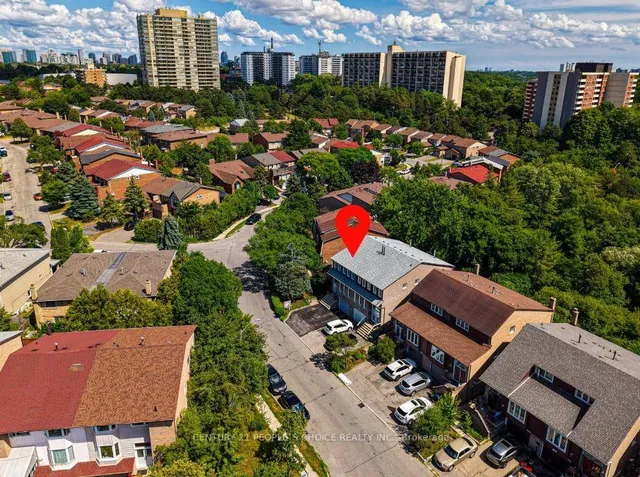 Additional image 46 of 133 Robert Hicks Dr