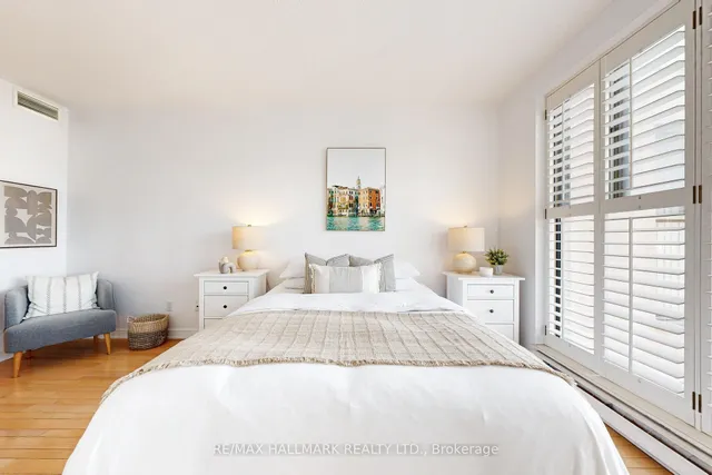 Additional image 23 of 65 Scadding Ave Unit 924