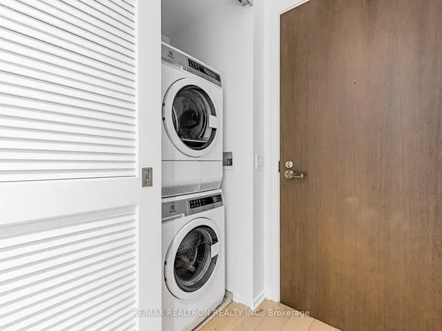 Additional image 19 of 16 Bonnycastle St Unit 1709