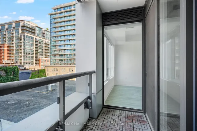 Additional image 20 of 158 Front St Unit 413