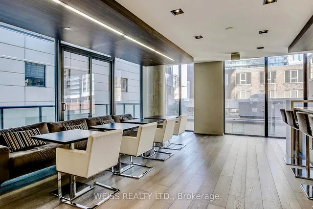 Additional image 31 of 101 Peter St Unit 1408