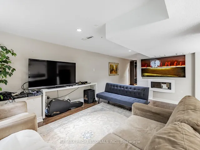 Additional image 21 of 21 Waterbury Dr