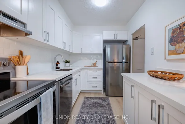 Additional image 18 of 70 Old Sheppard Ave Unit 103