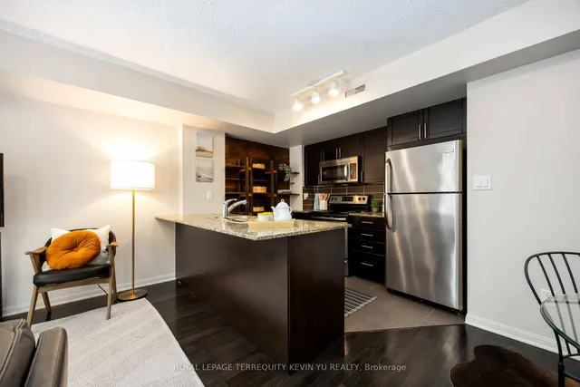 Additional image 16 of 8 Foundry Ave Unit 163