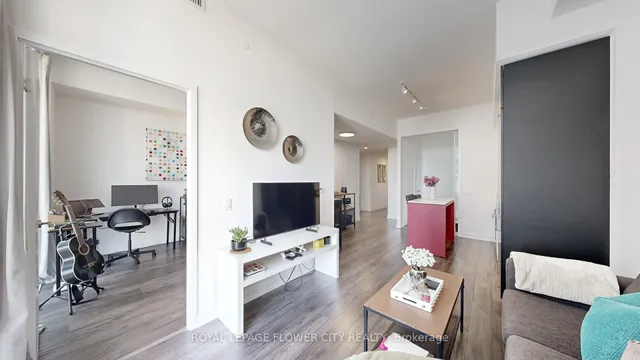 Additional image 14 of 33 Helendale Ave Unit 1101