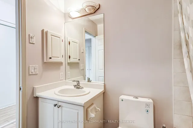 Additional image 28 of 23 Mondeo Dr