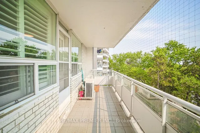 Additional image 22 of 3460 Keele St Unit 511