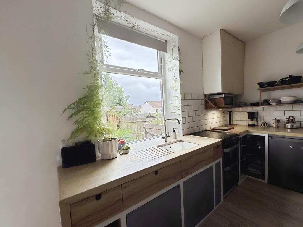 Additional image 7 of South Parade, Cleckheaton, BD19