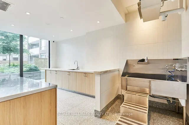 Additional image 17 of 150 Logan Ave Unit 636