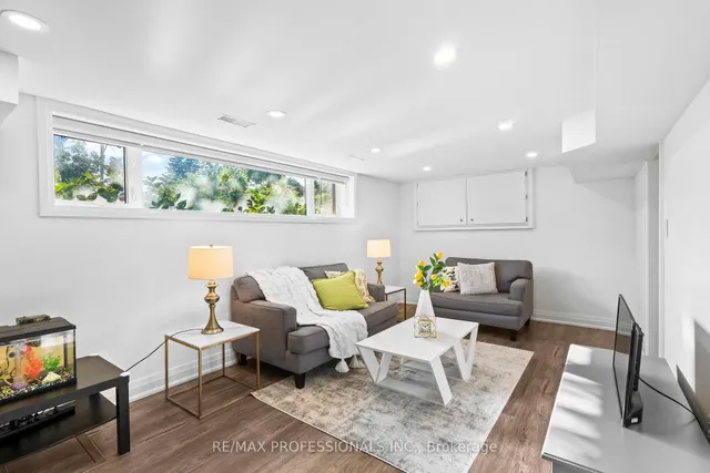 Additional image 41 of 11 Odessa Ave