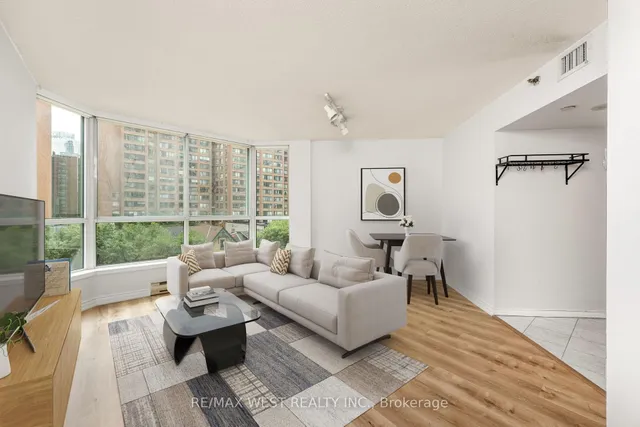 Additional image 10 of 38 Elm St Unit 410