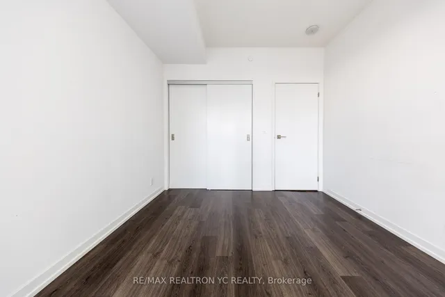 Additional image 10 of 98 Lillian St Unit 313