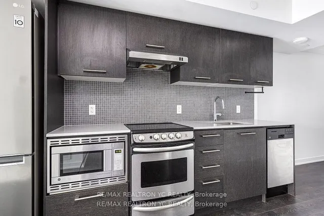 Additional image 6 of 87 Peter St Unit 719