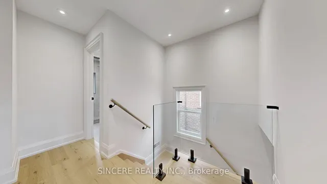 Additional image 22 of 123 Lawrence Ave