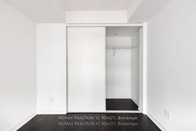 Additional image 11 of 87 Peter St Unit 719