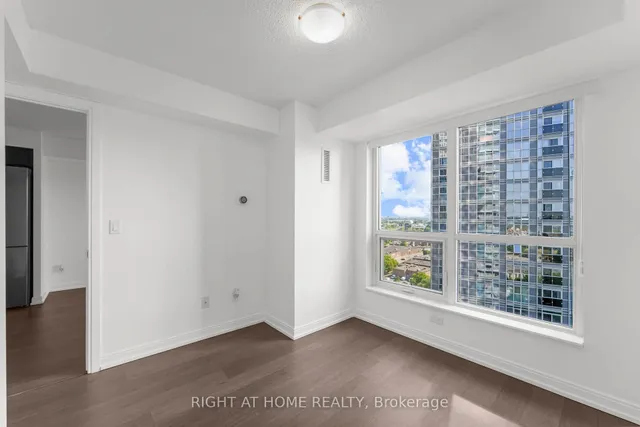 Additional image 11 of 255 Village Green Sq Unit 1501