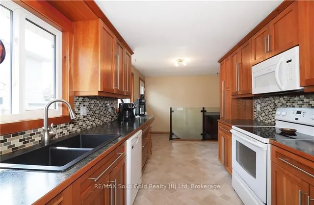 Additional image 18 of 462 Driftwood Dr