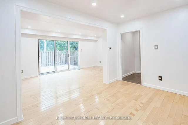 Additional image 6 of 82 Song Meadoway Unit 92