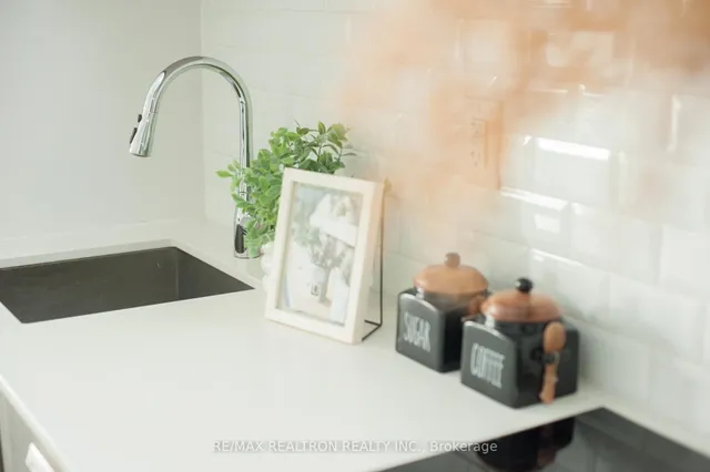 Additional image 31 of 50 Charles St Unit 606