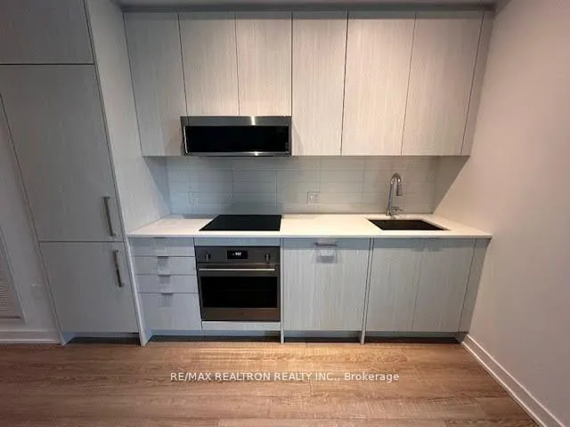 Additional image 8 of 250 Lawrence Ave Unit 415