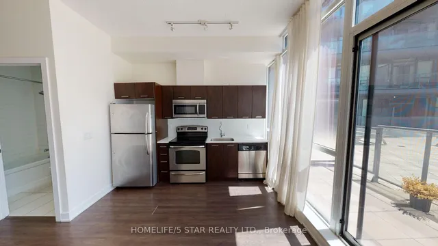 Additional image 7 of 169 FORT YORK Blvd Unit 218