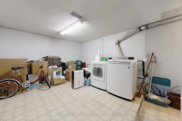 Additional image 30 of 15 Esterbrooke Ave Unit 131