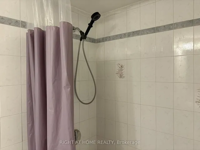 Additional image 17 of 3460 Keele St Unit 201